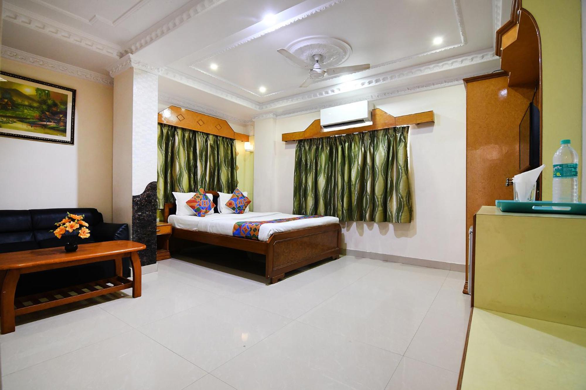 Fabexpress Wild Orchid - 800M From Medica Superspecialty Hospital Hotel Calcutta Buitenkant foto